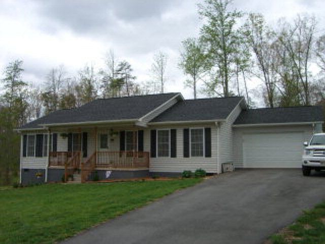 2nd image of 153 Winsome Forest Dr