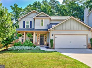 39 Cliffhaven Cir, Newnan, GA 30263