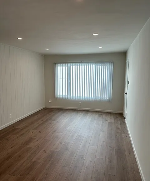 1941 Malcolm Ave #6 — Photo 3