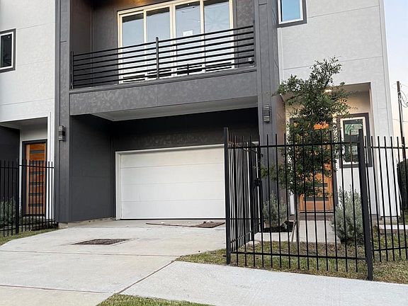 2nd image of 6844 Del Rio St