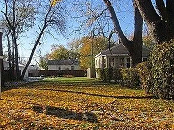 7428 Walnut Ave, Hammond, IN 46324