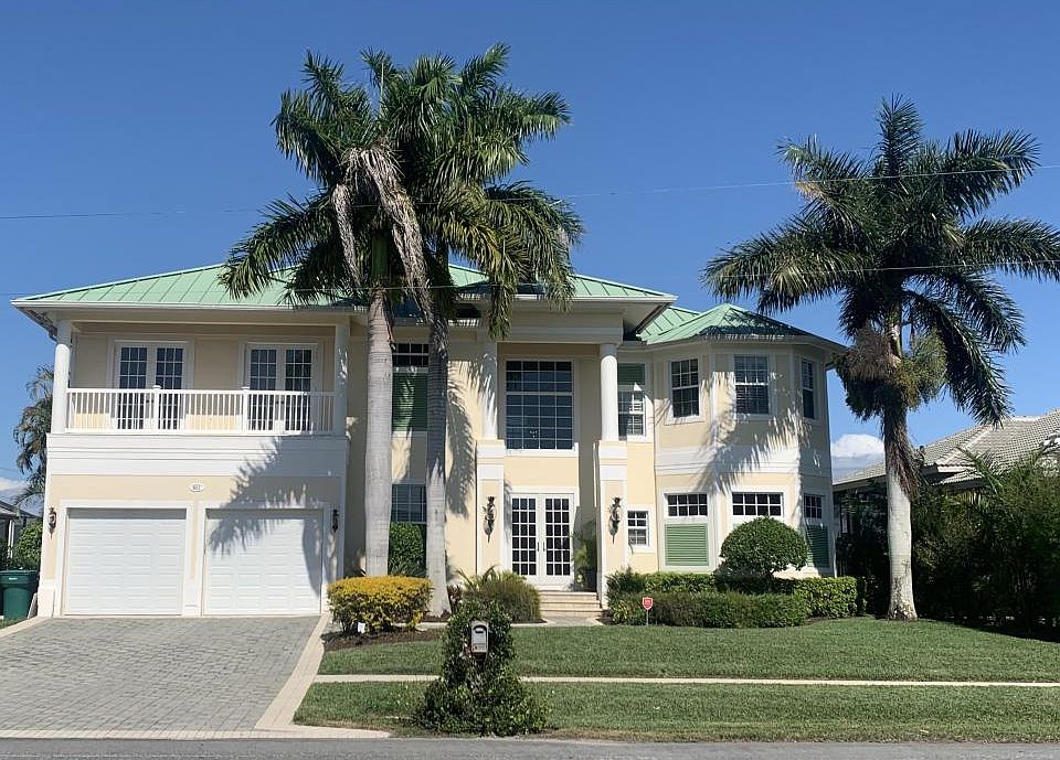 1st image of 801 Rose Ct