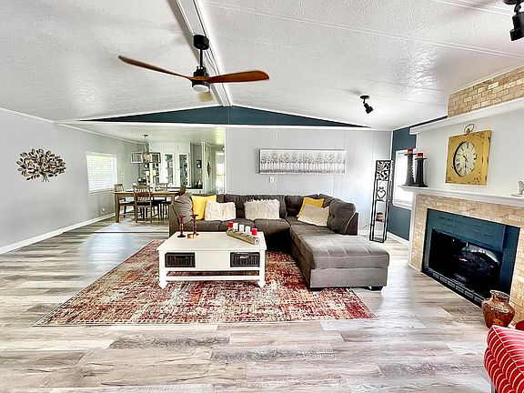 3rd image of 2022 Troon St #472