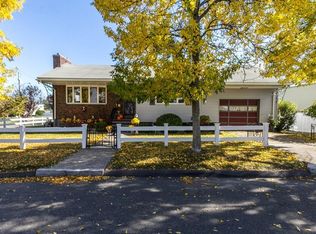 77 Derby Rd, Revere, MA 02151