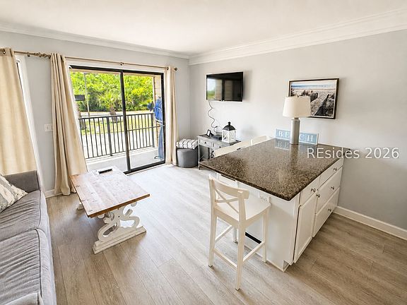 5th image of 40 Folly Field Rd APT A145