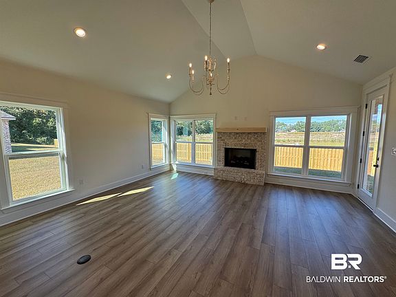 5th image of 9267 Parker Ln