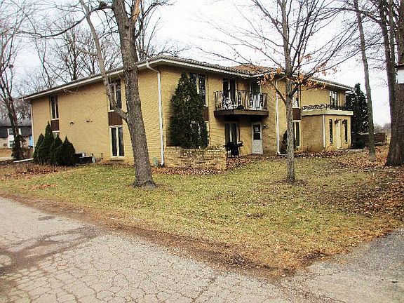 2nd image of 4763 Wolverton Ln APT B