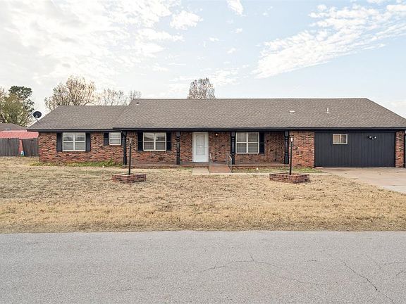 2nd image of 202 Walter Way