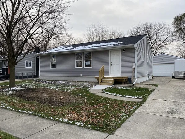 1374 Hawthorne Ave, Ypsilanti, MI 48198