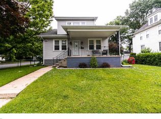137 W Pine St, Audubon, NJ 08106