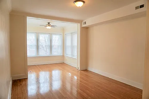 1525 W Ardmore Ave #1 Photo 1