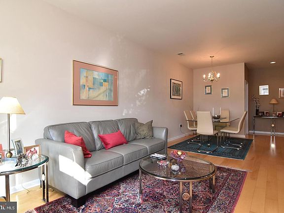 2nd image of 29468 Whitstone Ln #904