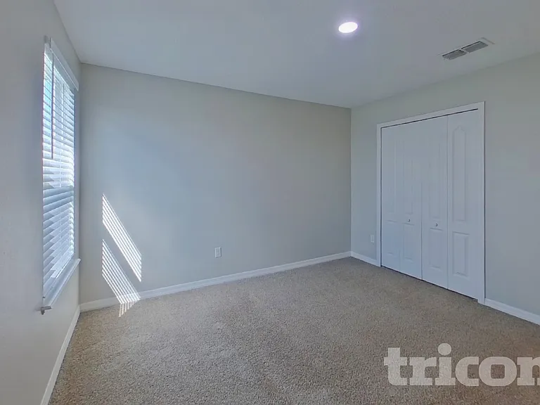 509 Kestrel Dr — Photo 16