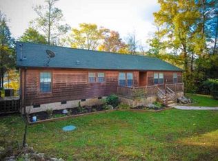 315 Clear Lake Dr, Jacksboro, TN 37757