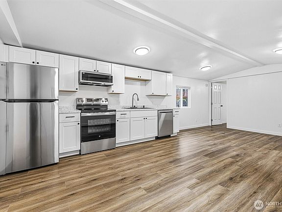 2nd image of 2391 Blackbird Valley Lane