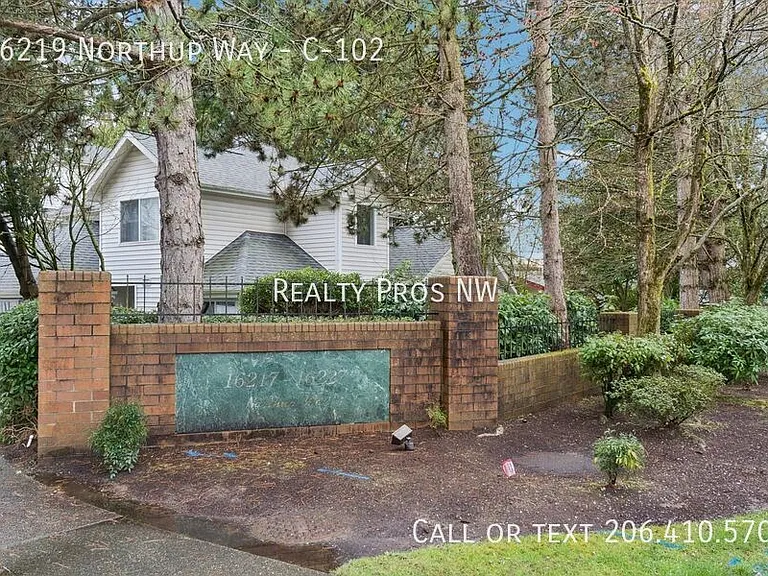 16219 Northup Way #C102 — Photo 2