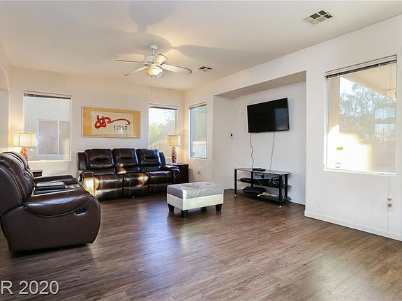 4th image of 821 Evening Fawn Dr