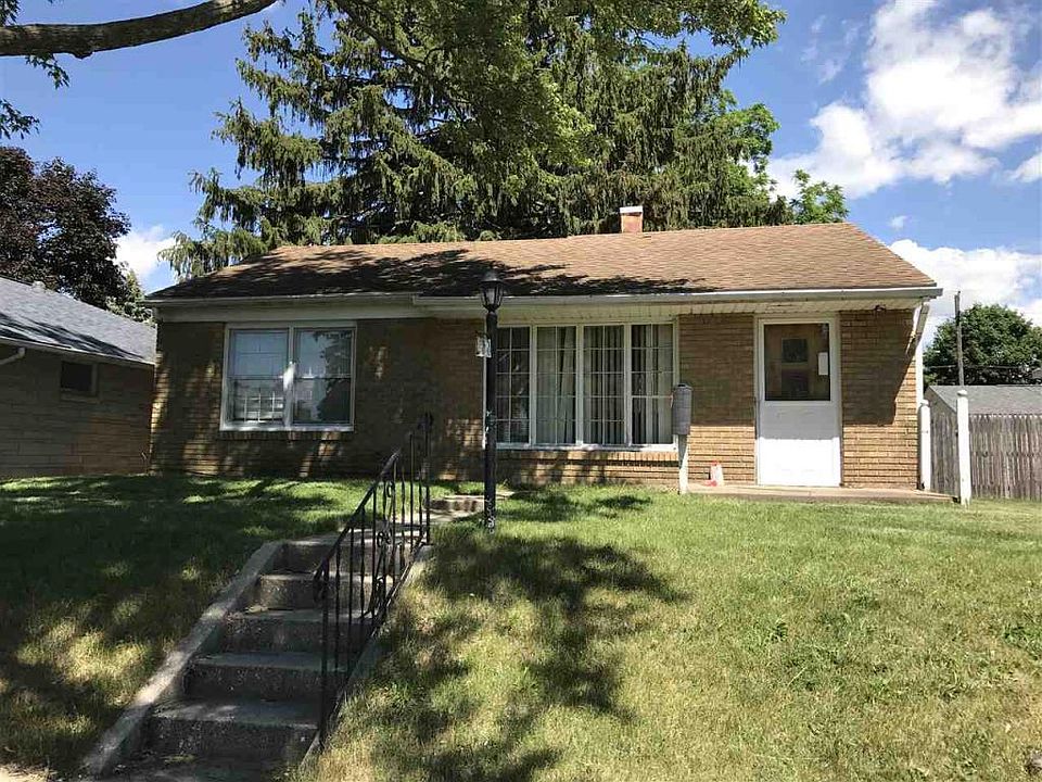 1st image of 1226 S 32nd St