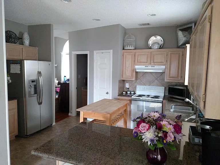 2219 Dallas Dr — Photo 5