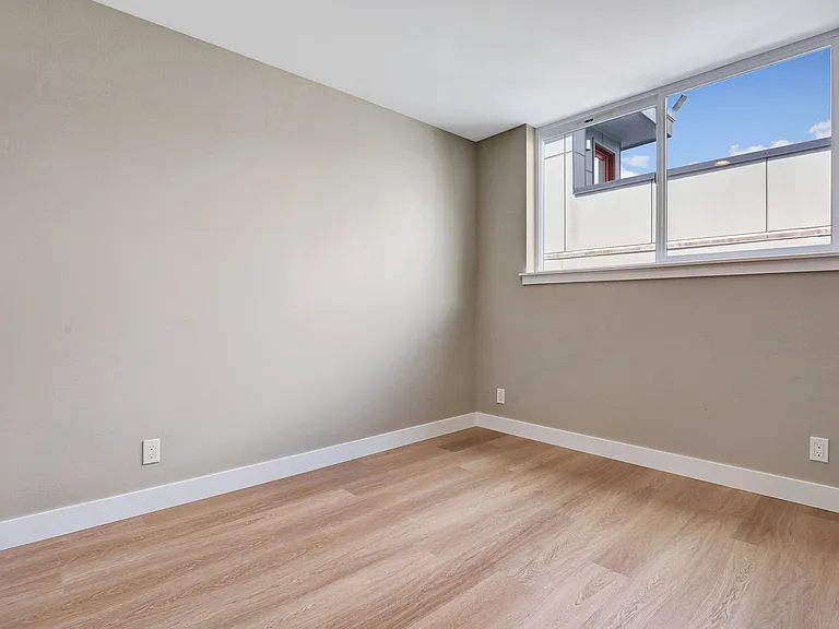 3020 4th Ave W #A — Photo 12