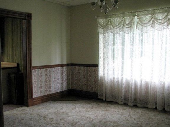 3rd image of 5506 Harrison Ave