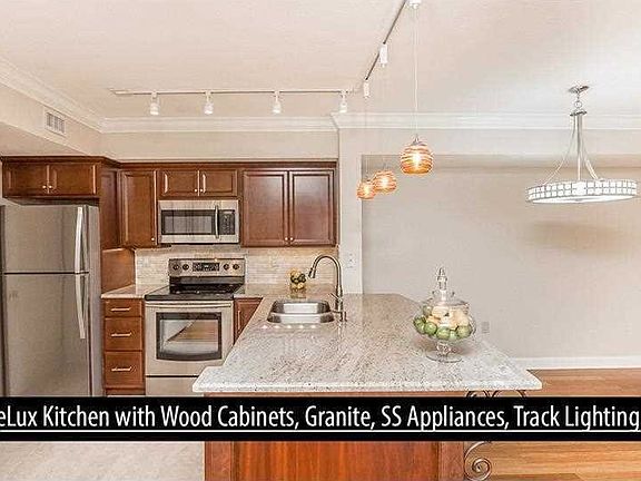 3rd image of 15135 Michelangelo Blvd APT 104
