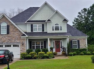 4040 Whisper Wood Dr, Fayetteville, NC 28306