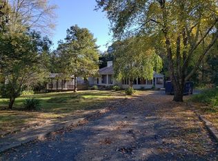 68 Providence St, Mendon, MA 01756