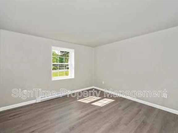 5th image of 15207 National Pike APT M