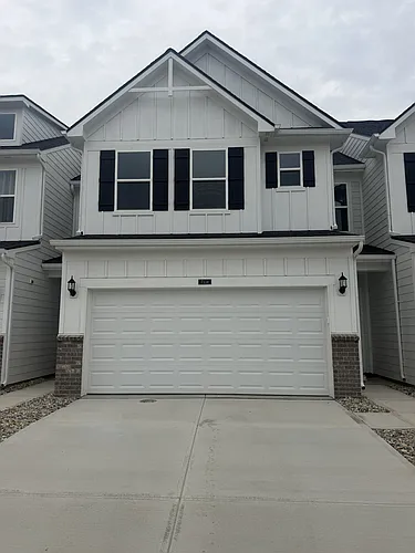 7334 Selah Ln Photo 1