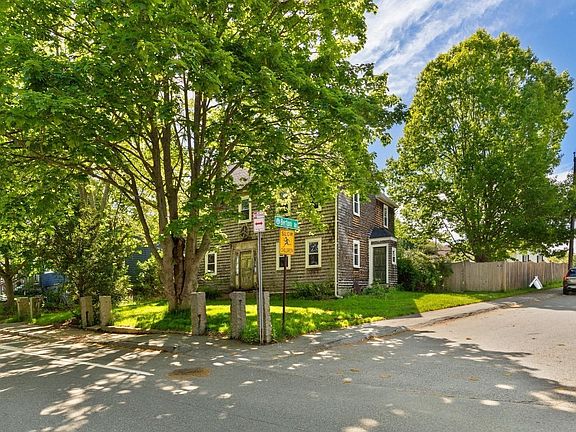 2nd image of 25 Poplar St