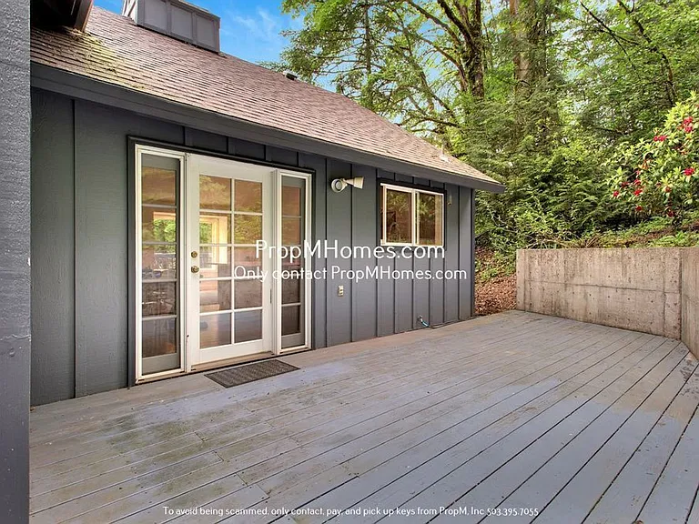 605 SW Arboretum Cir — Photo 35