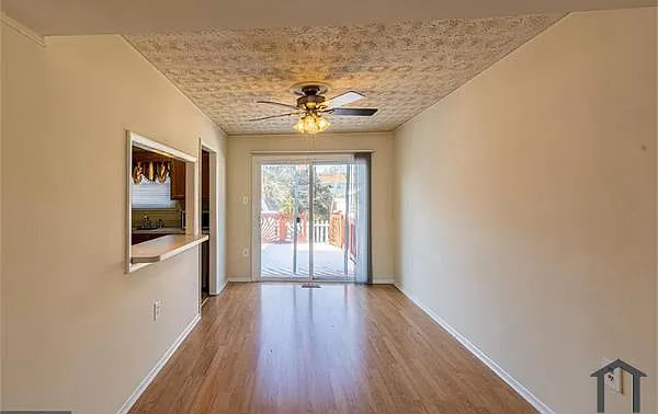 9606 Baron Pl — Photo 4