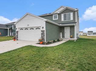 1708 Harper Grove Ln, Vicksburg, MI 49097