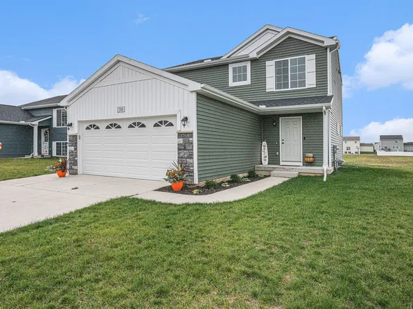 1708 Harper Grove Ln, Vicksburg, MI 49097