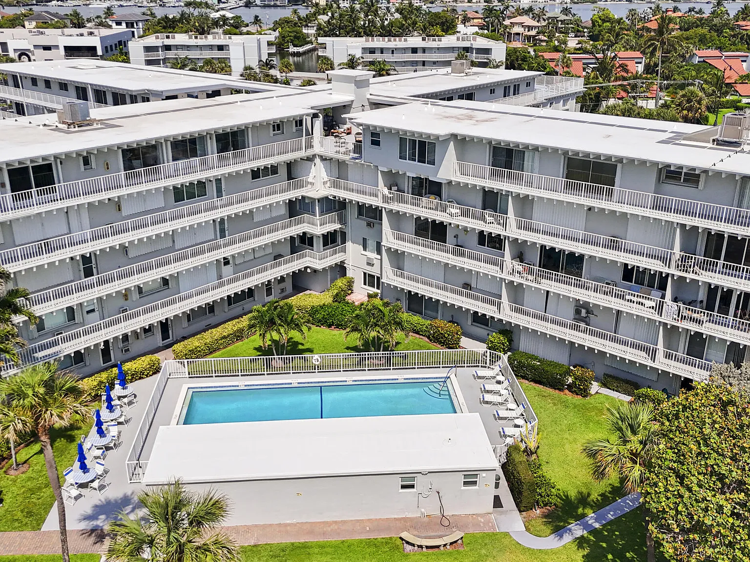 South Palm Residences — Photo 2