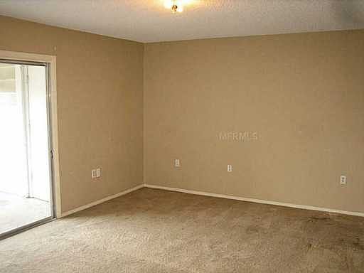 2nd image of 804 Sky Lake Cir APT D