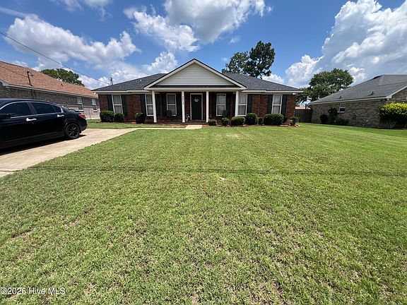 2nd image of 3813 Winchester Ct