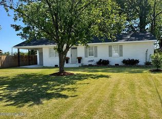 4155 Lee St, Ayden, NC 28513