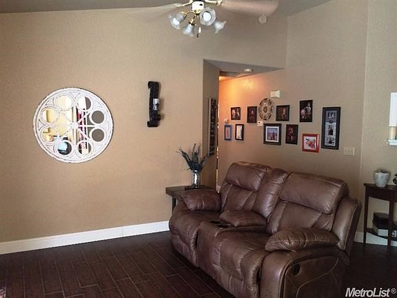 Family room area