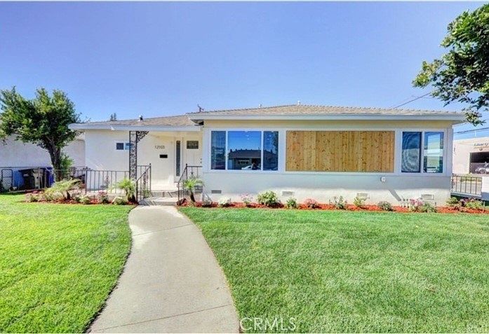 1st image of 12103 Cornuta Ave