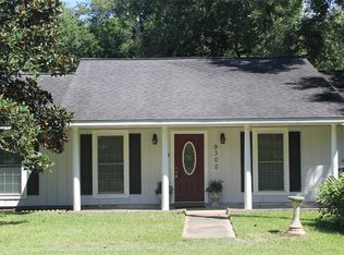 9300 Lamb Ln, Jones Creek, TX 77541