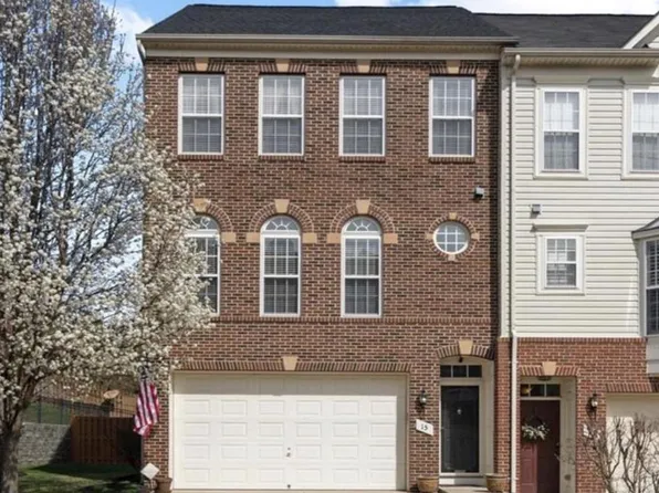 15 Hunting Creek Ln, Stafford, VA 22556