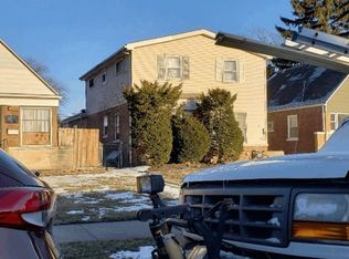 1595 Kenilworth Dr, Calumet City, IL