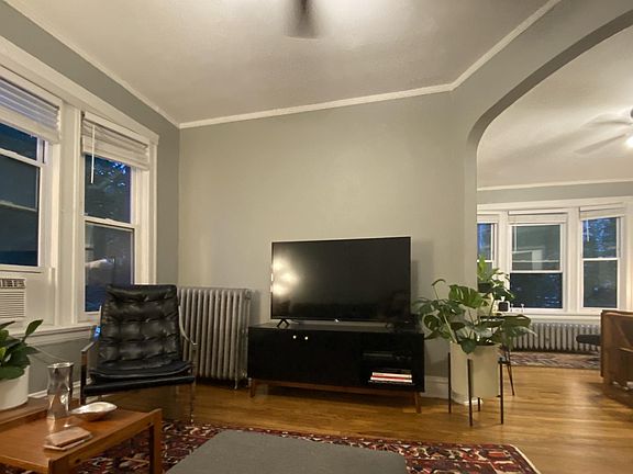 5th image of 3034 N Francisco Ave #1