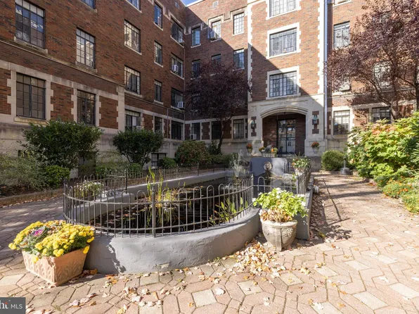 1305 N Broom St APT 304, Wilmington, DE 19806