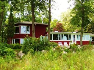 7034 Sauk Trail Beach Rd, Cedar Grove, WI 53013
