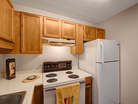 2nd image of 4 Grange Dr #510355