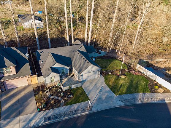 4th image of 4814 NE 151st St