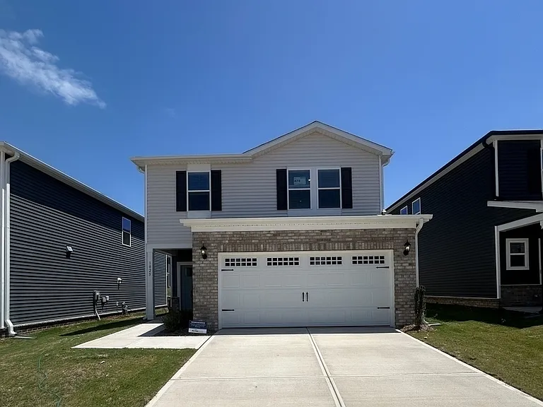 1025 Saint Lawrence Dr — Photo 1